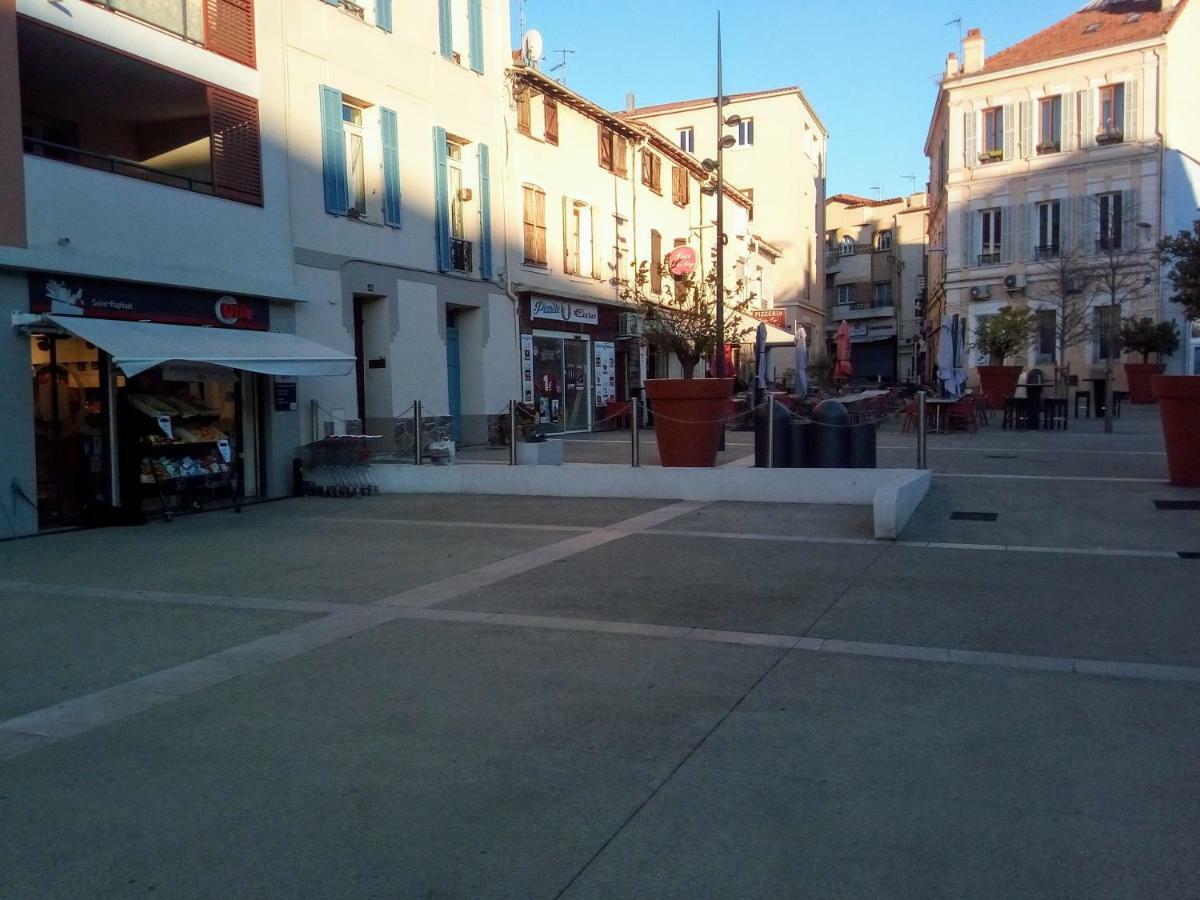 Apartament Lou Pescadou Saint-Raphaël Zewnętrze zdjęcie